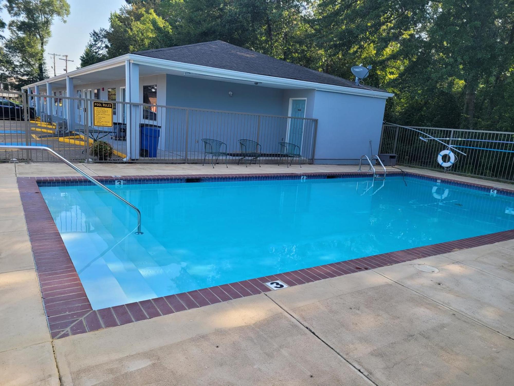 Super 8 By Wyndham Arkadelphia Caddo Valley Area Exterior photo