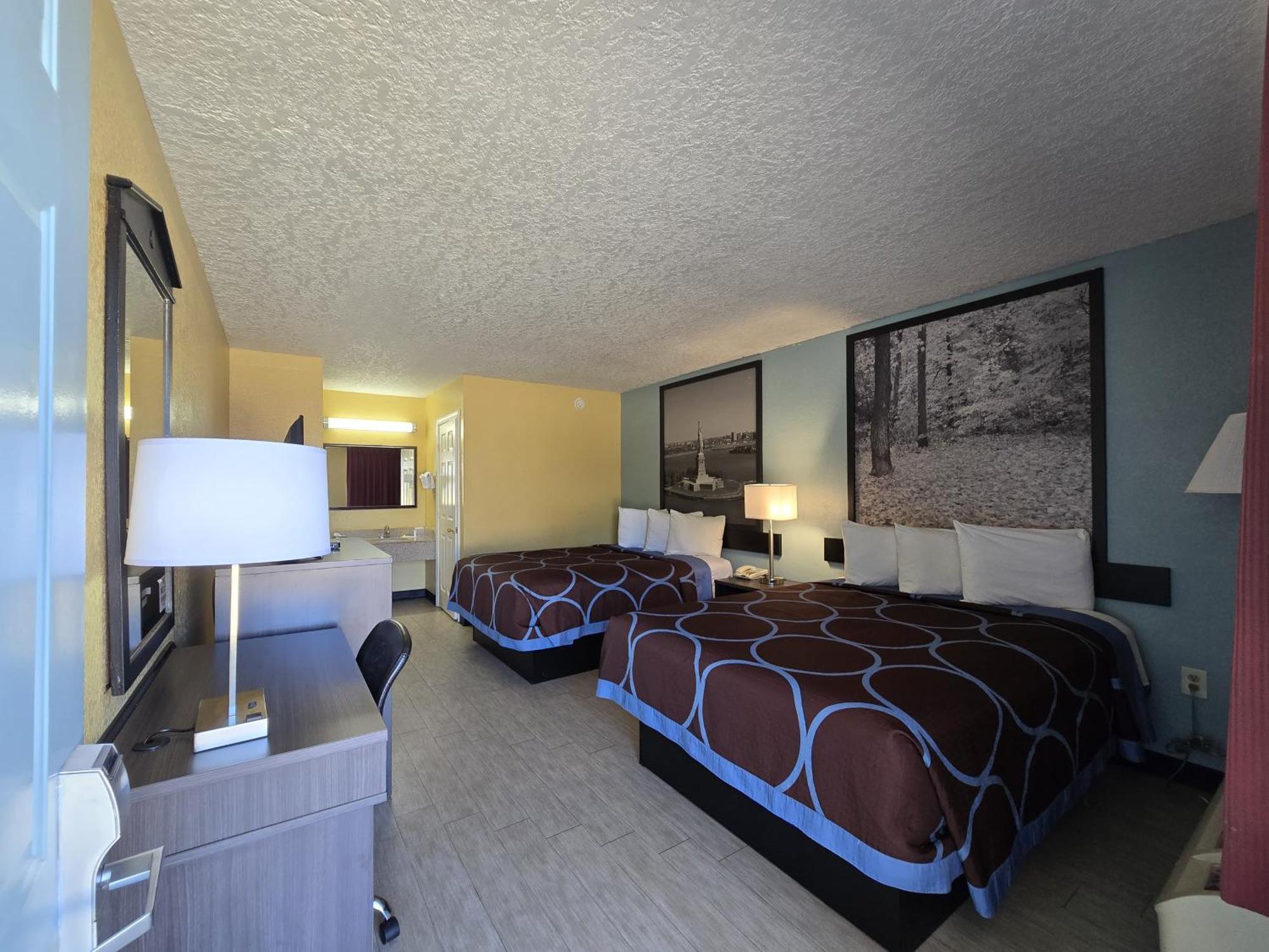 Super 8 By Wyndham Arkadelphia Caddo Valley Area Exterior photo