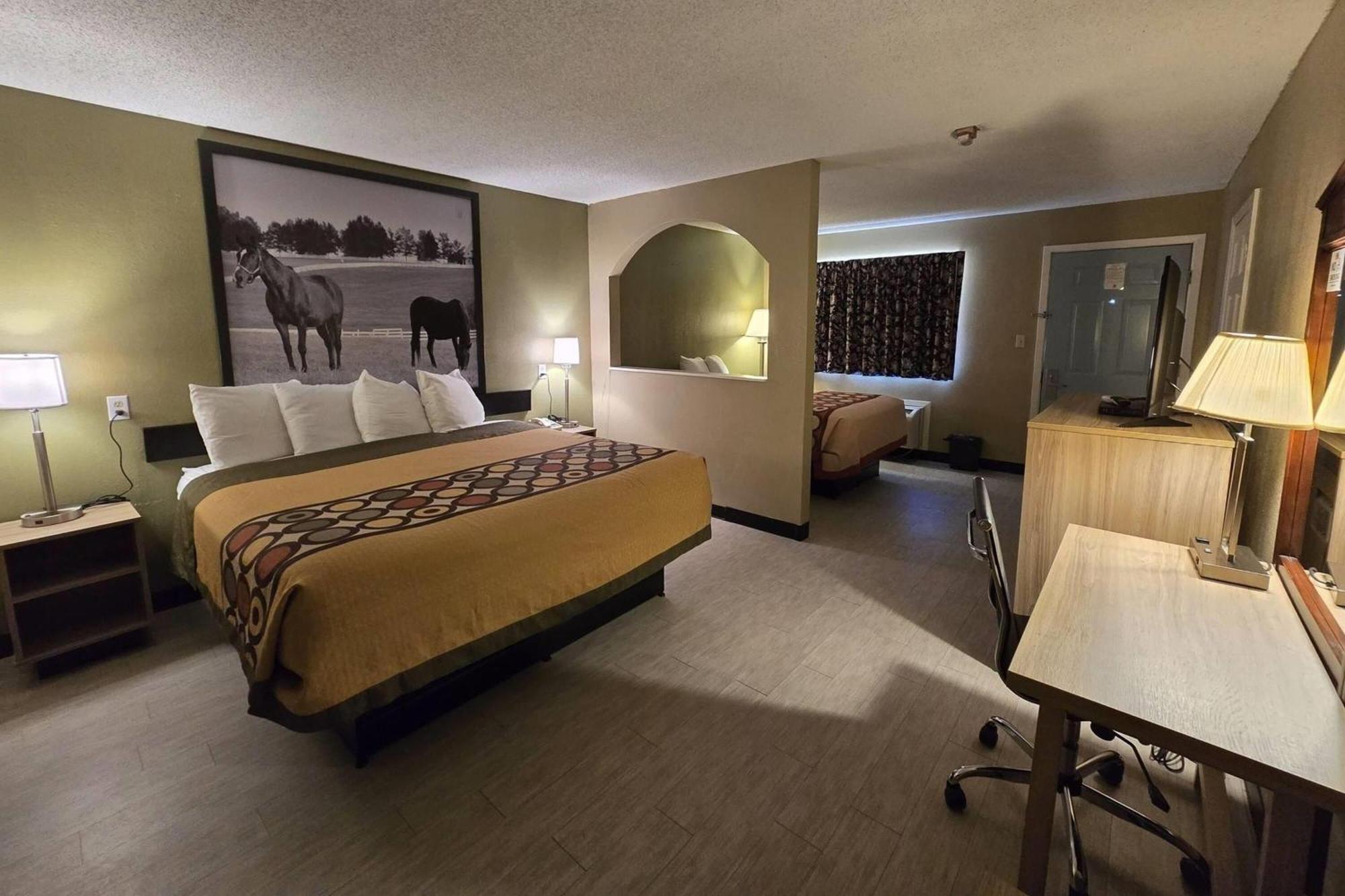 Super 8 By Wyndham Arkadelphia Caddo Valley Area Exterior photo